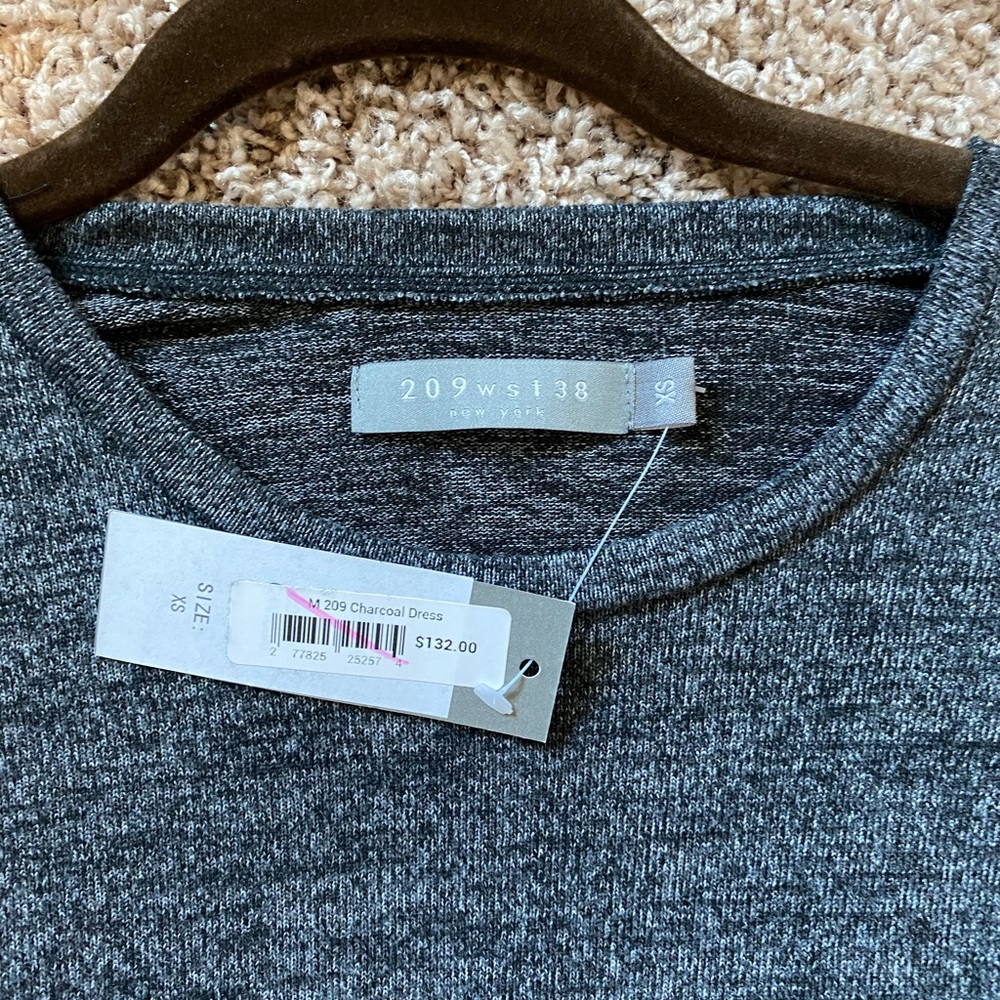 209 WST 38 sweater dress - Picture 4 of 5